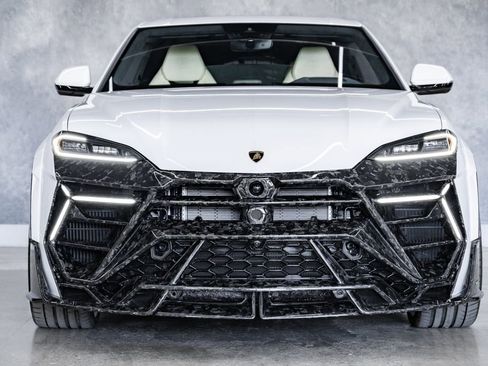 Used 2026 Lamborghini Urus SE AWD/4WD image 3