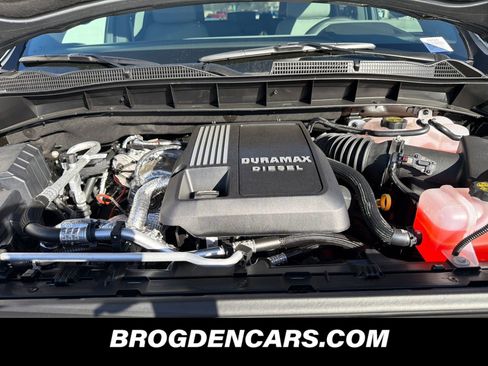 New 2026 GMC Sierra 1500 SLT w/ SLT Premium Package image 10