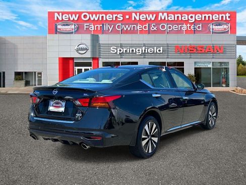 Used 2019 Nissan Altima 2.5 SL AWD/4WD image 5