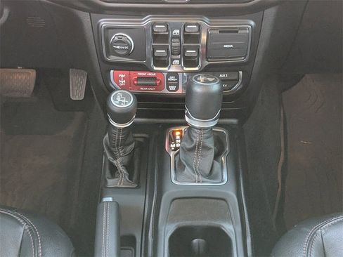 Used 2021 Jeep Wrangler Unlimited Rubicon w/ Dual Top Group image 23