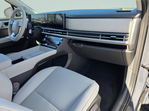 New 2026 Hyundai Santa Fe SEL FWD image 8