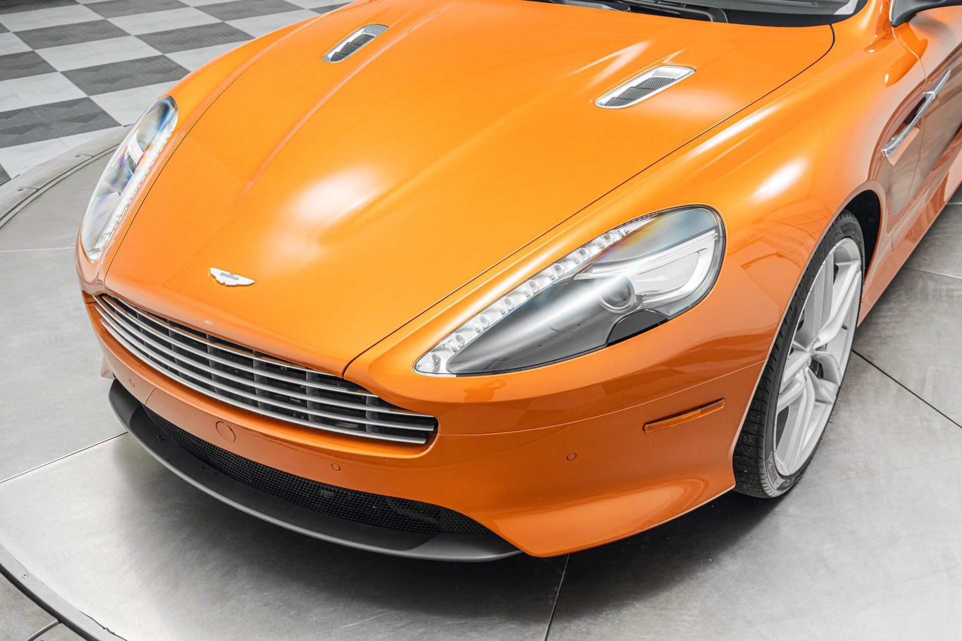 Used 2012 Aston Martin Virage Coupe RWD image 34