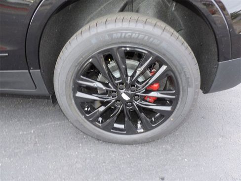 New 2026 Cadillac XT5 Sportv w/ LPO, Onyx Lite Package image 9