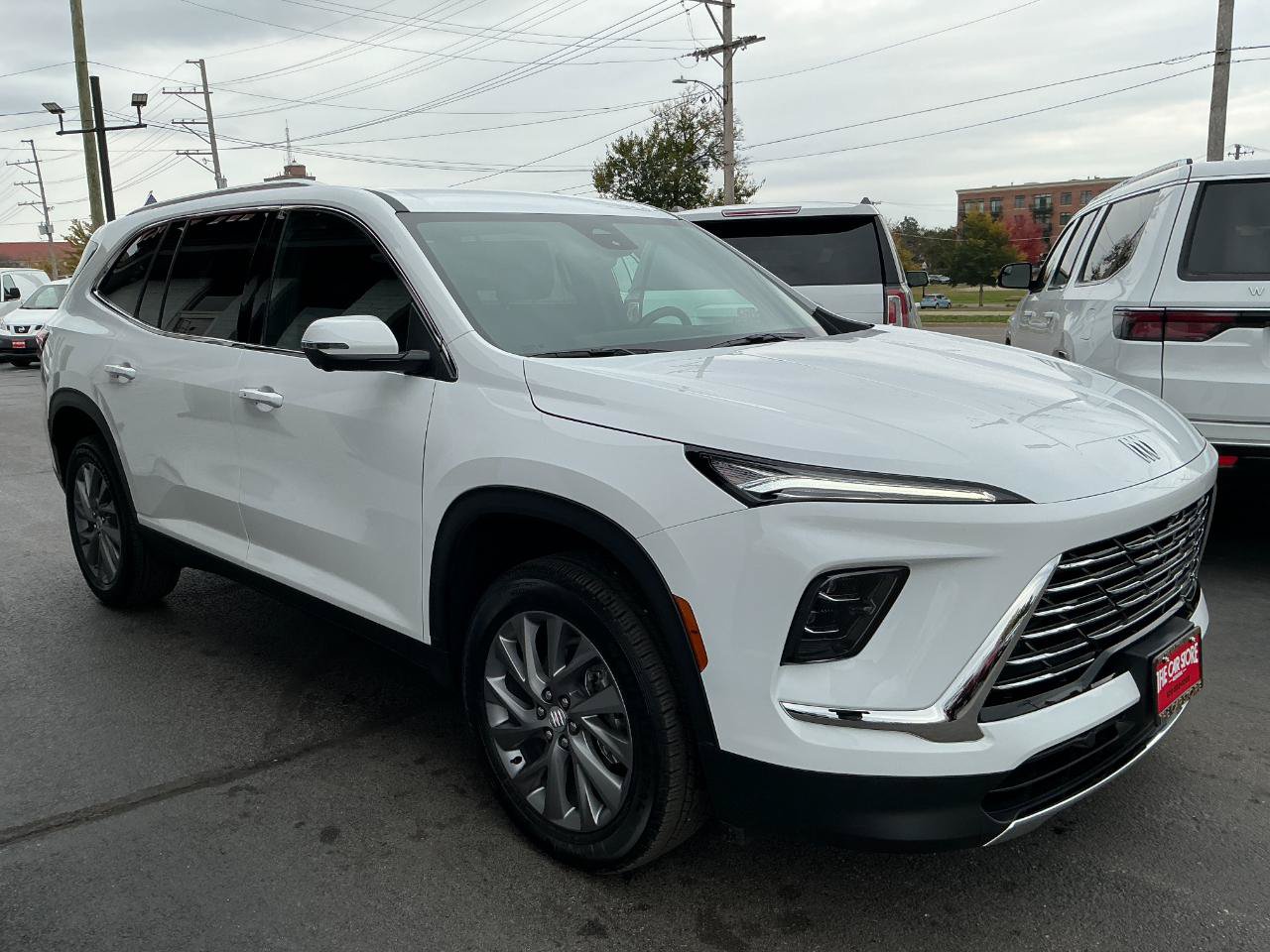 Used 2026 Buick Enclave Preferred w/ Power Package FWD image 3