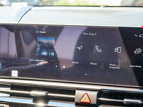 Certified 2026 Kia Sportage EX w/ EX Panoramic Sunroof Package image 11