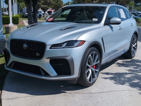 Used 2022 Jaguar F-PACE SVR AWD/4WD image 5