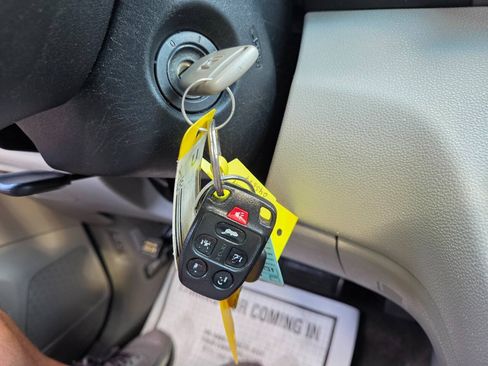 Used 2011 Honda Odyssey EX-L image 17