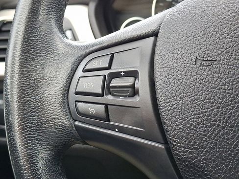 Used 2014 BMW 320i xDrive Sedan image 23