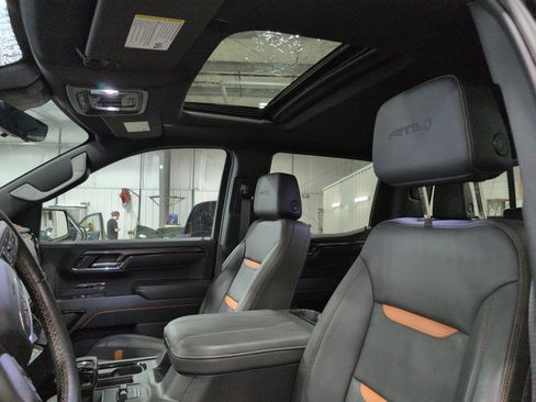 Used 2024 GMC Sierra 1500 AT4 w/ Technology Package image 11
