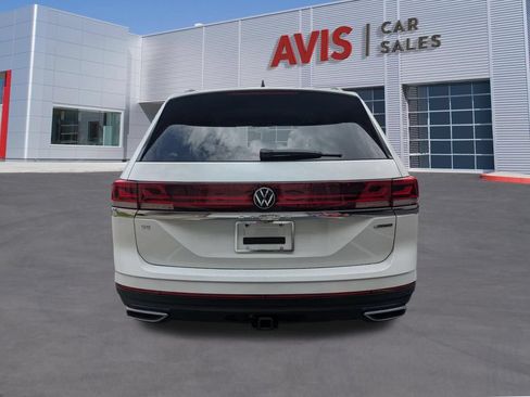 Used 2025 Volkswagen Atlas SE AWD/4WD image 7