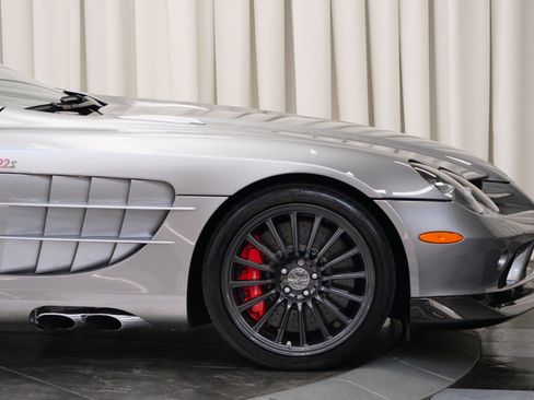 Used 2009 Mercedes-Benz SLR image 38
