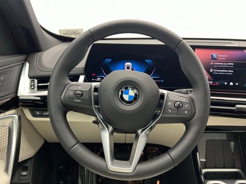 Used 2026 BMW X1 xDrive28i w/ Convenience Package AWD/4WD image 16