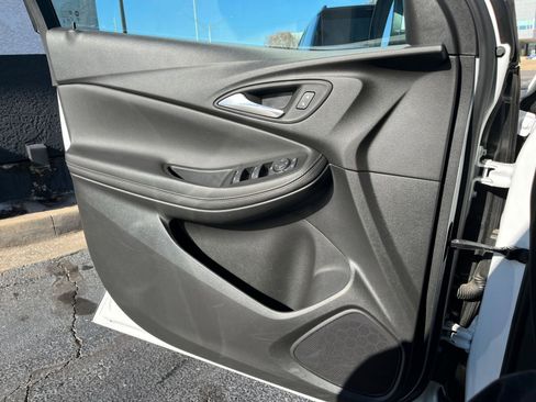 Used 2025 Buick Encore GX Preferred image 20