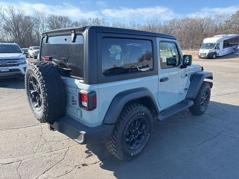 Used 2023 Jeep Wrangler Willys image 10