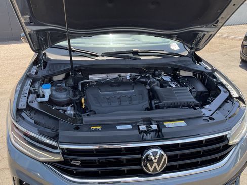 Used 2024 Volkswagen Tiguan SE R-Line FWD image 22