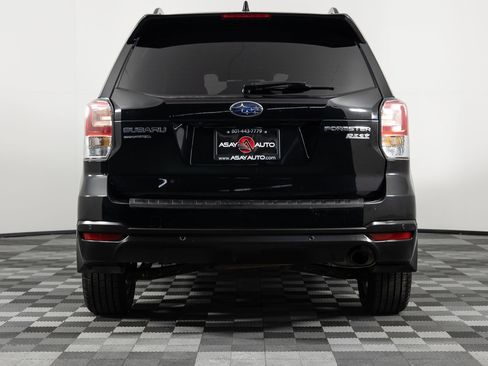 Used 2017 Subaru Forester 2.5i Touring image 6