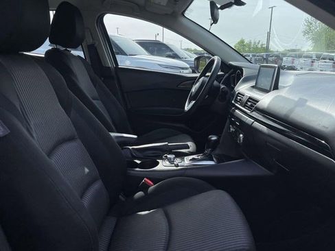Used 2014 MAZDA MAZDA3 i Touring w/ Technology Package image 14