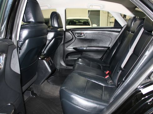 Used 2013 Toyota Avalon XLE FWD image 24
