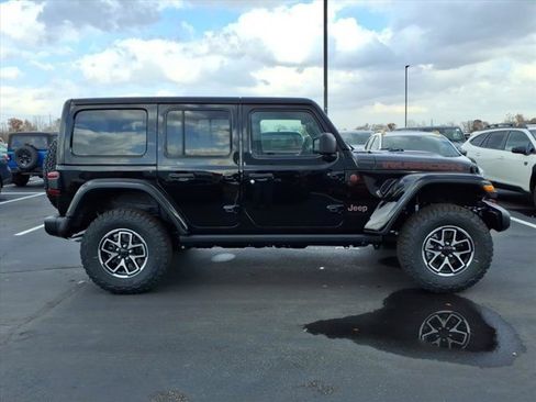 New 2026 Jeep Wrangler Unlimited Rubicon w/ Safety Group image 17