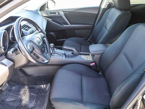 Used 2013 MAZDA MAZDA3 i Sport image 15