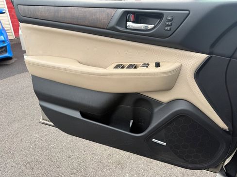 Used 2015 Subaru Outback 2.5i Limited image 22