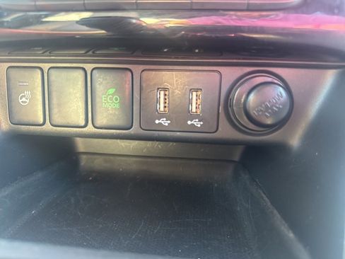 Used 2023 Mitsubishi Eclipse Cross SE image 22