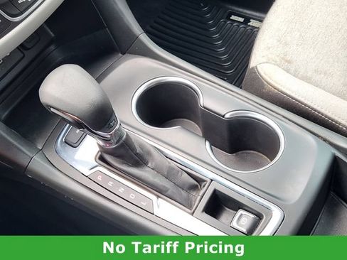 Used 2022 Chevrolet Equinox LS w/ LS Convenience Package AWD/4WD image 20