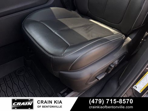 Used 2023 Jeep Grand Cherokee L Limited w/ Luxury Tech Group II AWD/4WD image 24