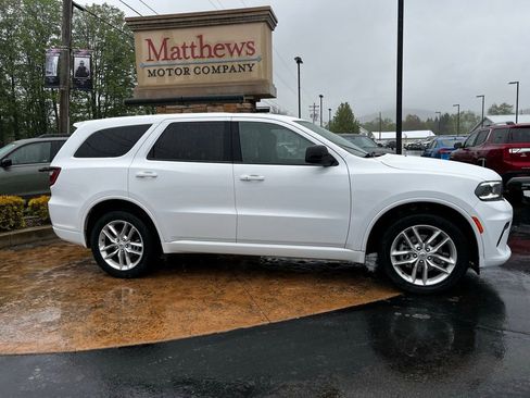 Used 2025 Dodge Durango GT AWD/4WD image 4