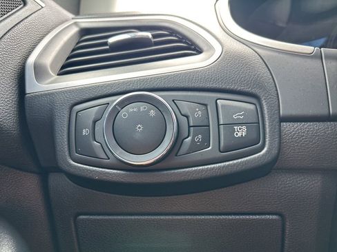 Used 2021 Ford Edge SEL w/ Convenience Package image 29