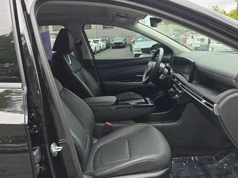 Used 2026 Hyundai Tucson Limited AWD/4WD image 10
