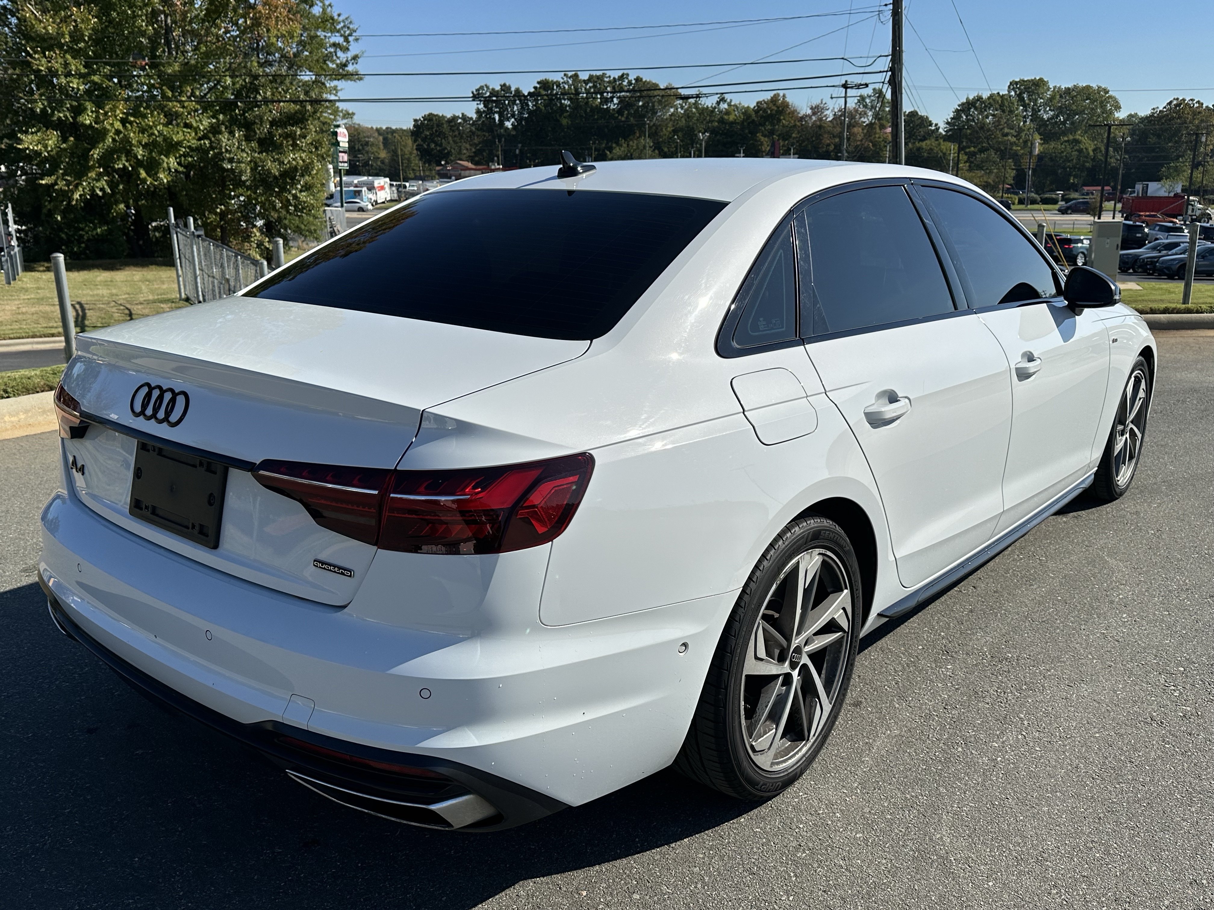 Used 2022 Audi A4 2.0T Prestige w/ Prestige Package AWD/4WD image 9