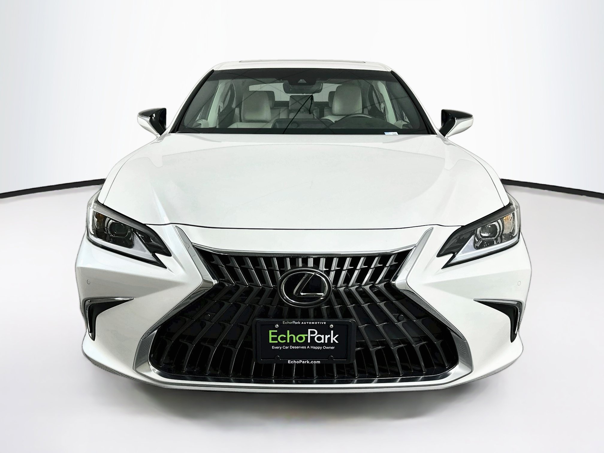 Used 2024 Lexus ES 350 w/ Premium Package FWD image 2