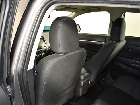 Used 2023 Mitsubishi Outlander Sport LE AWD/4WD image 45