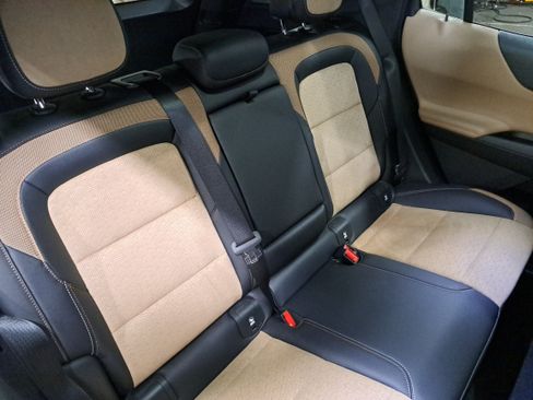 Used 2026 Chevrolet Equinox ACTIV w/ Convenience Package III FWD image 12