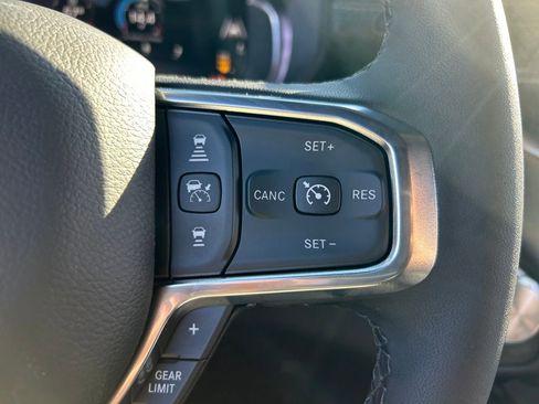 New 2026 RAM 1500 Laramie AWD/4WD image 17