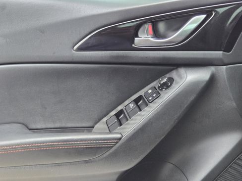 Used 2015 MAZDA MAZDA3 s Touring FWD image 19