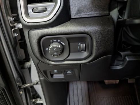 Used 2026 RAM 1500 Classic Warlock AWD/4WD image 19