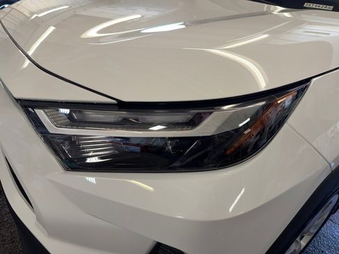 Used 2025 Toyota RAV4 LE AWD/4WD image 30
