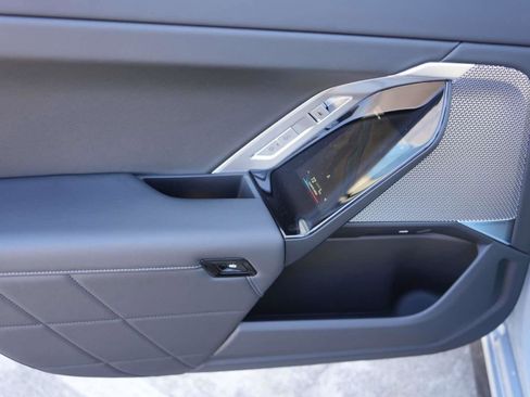 New 2026 BMW 740i 740i RWD w/ Premium Package image 10