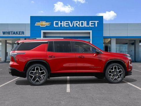 New 2026 Chevrolet Traverse High Country FWD image 5