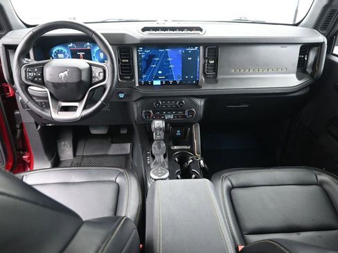 Used 2025 Ford Bronco Badlands AWD/4WD image 19