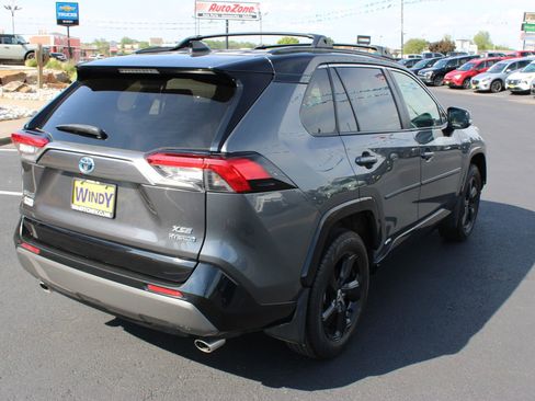 Used 2020 Toyota RAV4 XSE AWD/4WD image 9