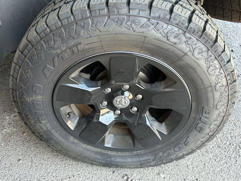 Used 2019 RAM 1500 Big Horn AWD/4WD image 11