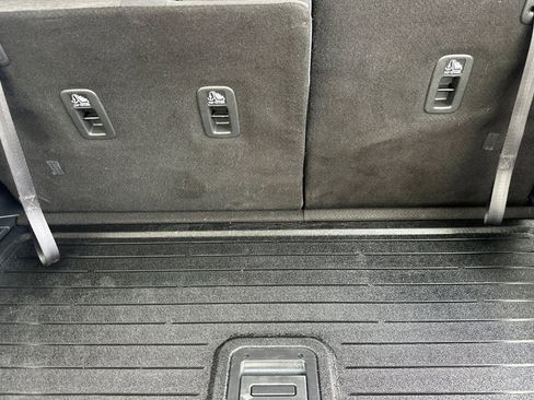 Certified 2025 Honda Pilot Sport image 33