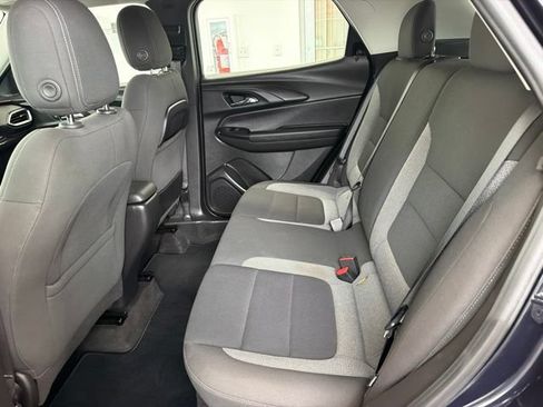 Used 2021 Chevrolet TrailBlazer LS FWD image 13