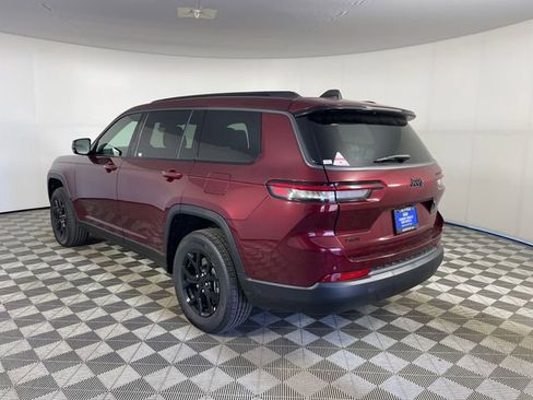 New 2026 Jeep Grand Cherokee L 4WD image 8