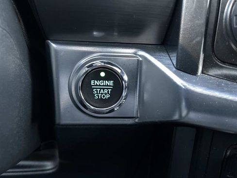 Used 2022 Ford F150 Lariat w/ Equipment Group 502A High image 30