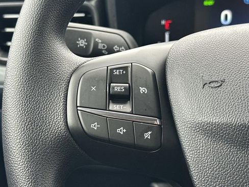 New 2025 Ford Maverick XL image 25