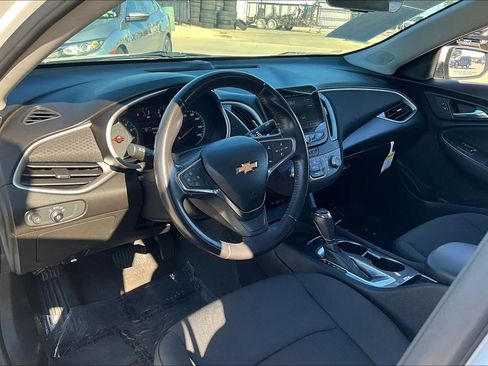 Used 2020 Chevrolet Malibu RS w/ LPO, Convenience Package 2 image 17